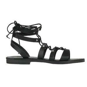 NIB 248 Stefani Italy Leather Studded Sndals. Italy. US 9.5 IT 40.